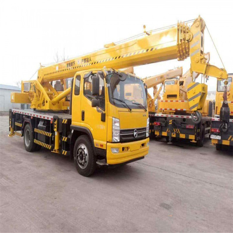 高港附近12吨吊车出租电话